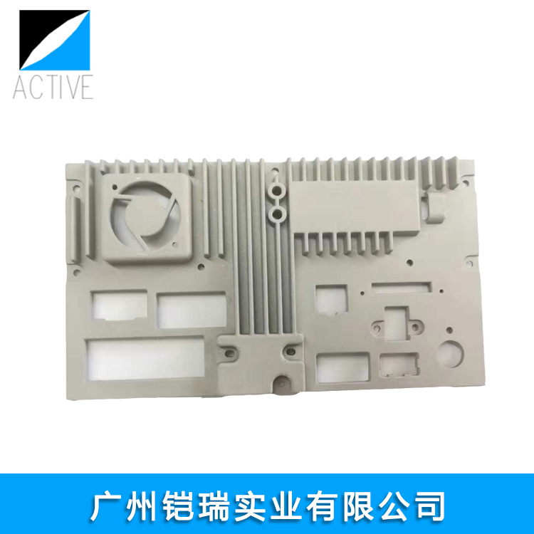 車載散熱片
