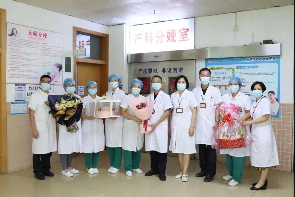 护佑生命礼赞天使东莞市石排医院庆祝512国际护士节暨2020年度护理