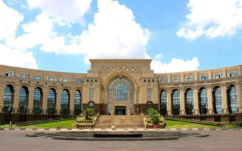 复旦大学 